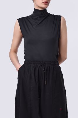 تاپ تیشرتی ساده زنانه