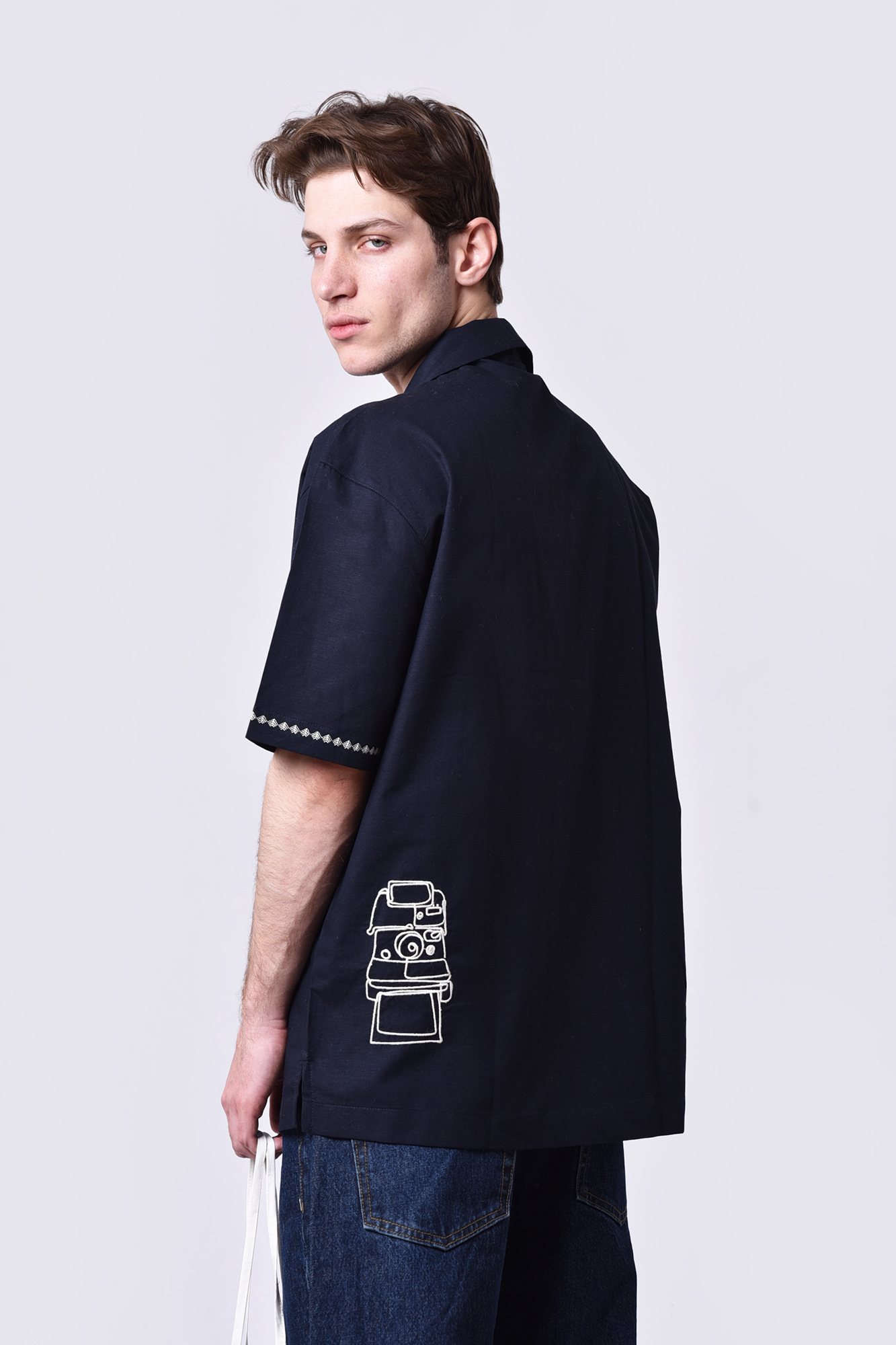 پیراهن آستین کوتاه گلدوزی مردانه