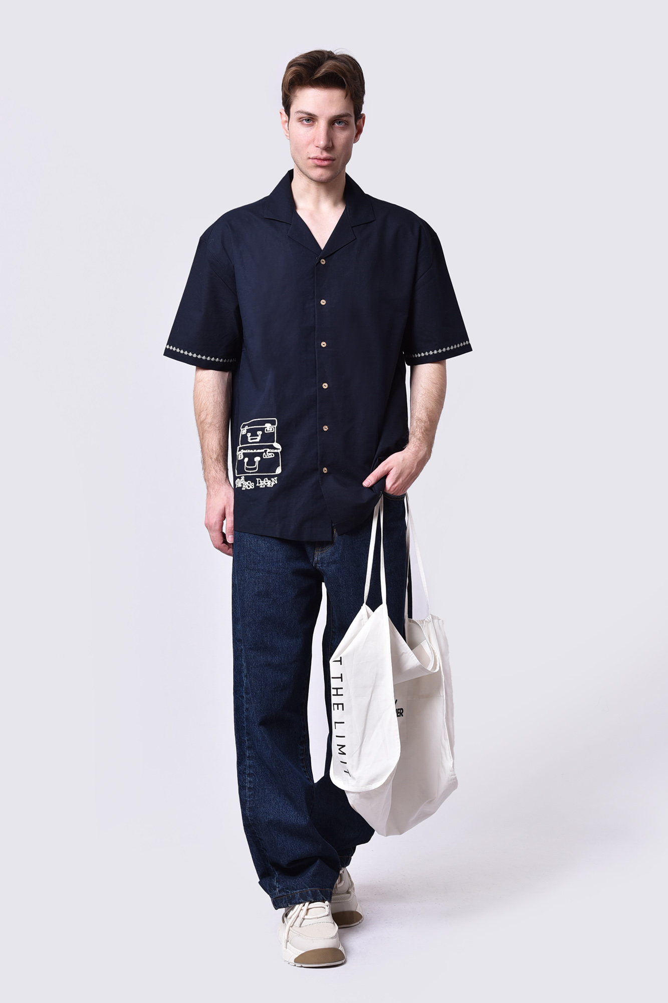 پیراهن آستین کوتاه گلدوزی مردانه