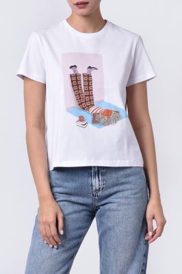 تیشرت آستین کوتاه چاپی زنانه