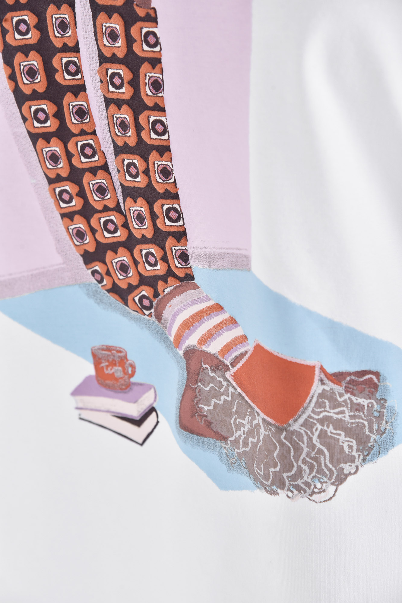 تیشرت آستین کوتاه چاپی زنانه