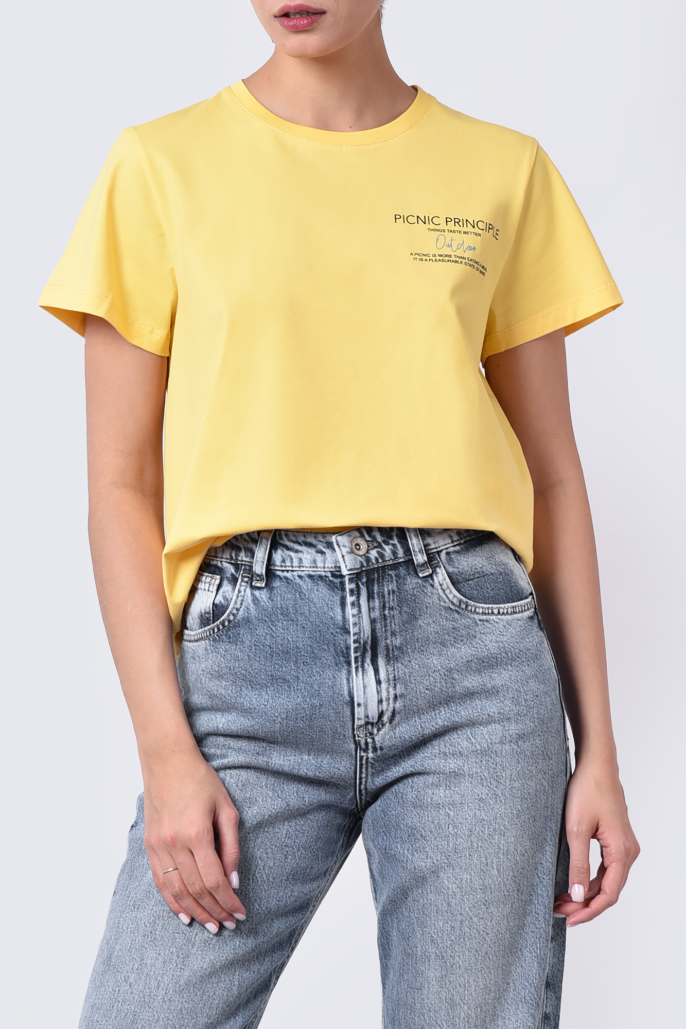 تیشرت آستین کوتاه چاپی زنانه