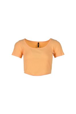 تیشرت آستین کوتاه ساده زنانه