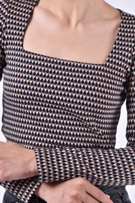 بلوز آستین بلند طرحدار زنانه