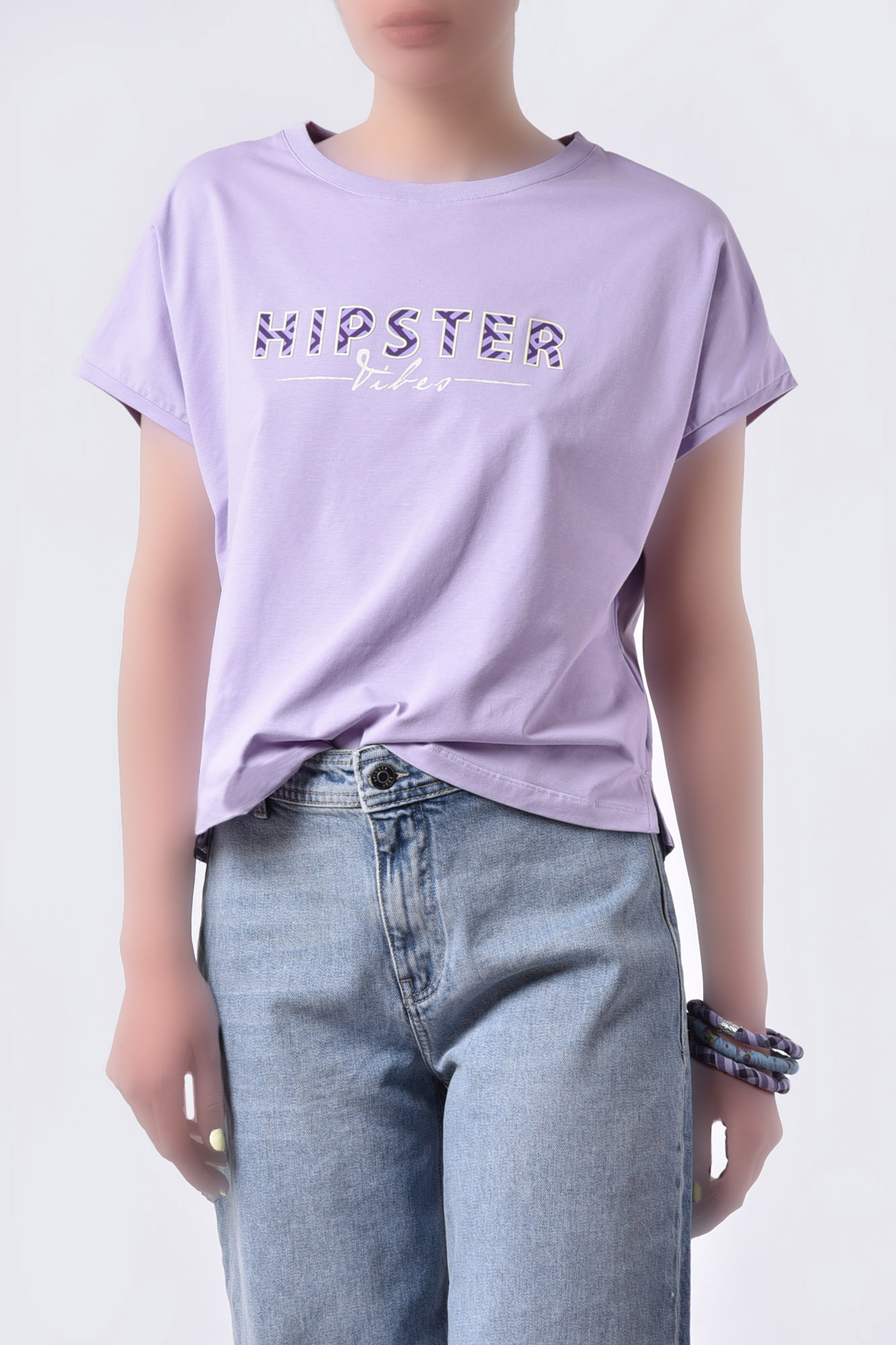 تیشرت آستین کوتاه چاپی زنانه