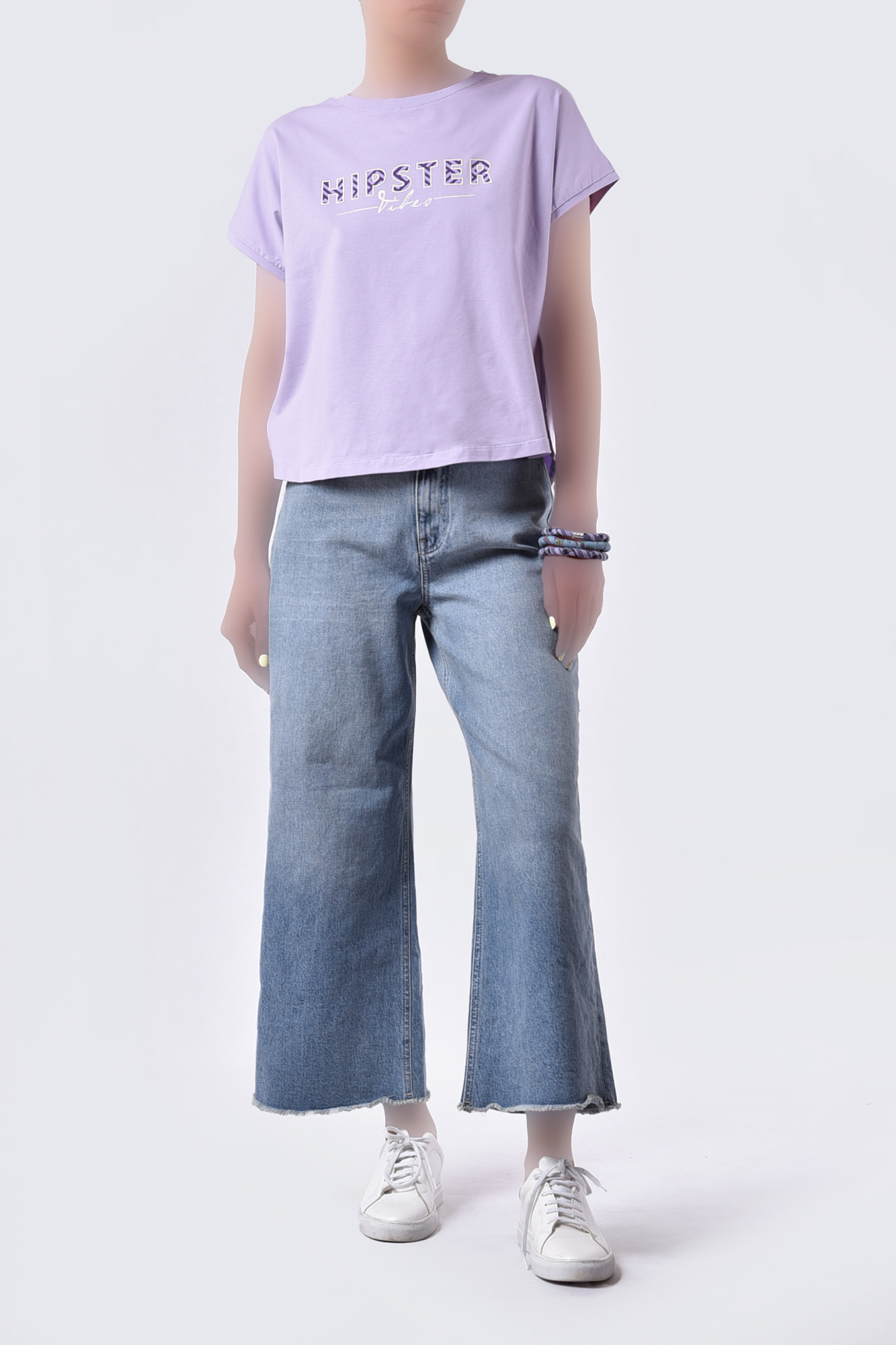 تیشرت آستین کوتاه چاپی زنانه