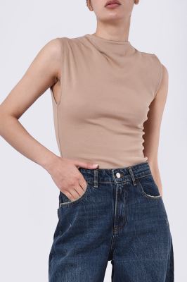 تاپ تیشرتی ساده زنانه