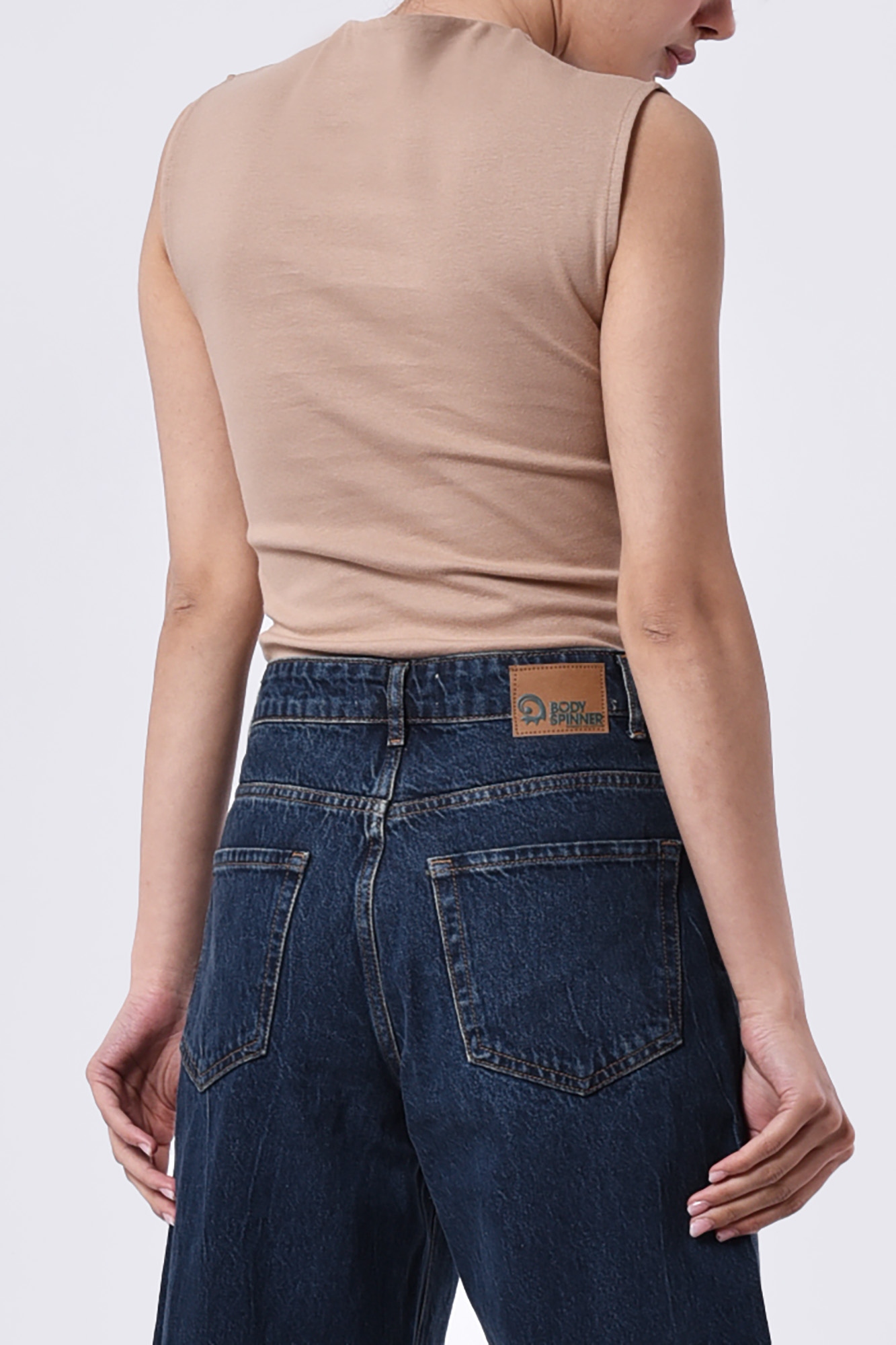 تاپ تیشرتی ساده زنانه