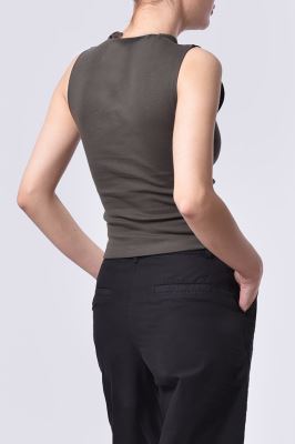 تاپ تیشرتی ساده زنانه