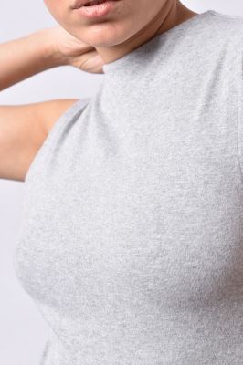 تاپ تیشرتی ساده زنانه