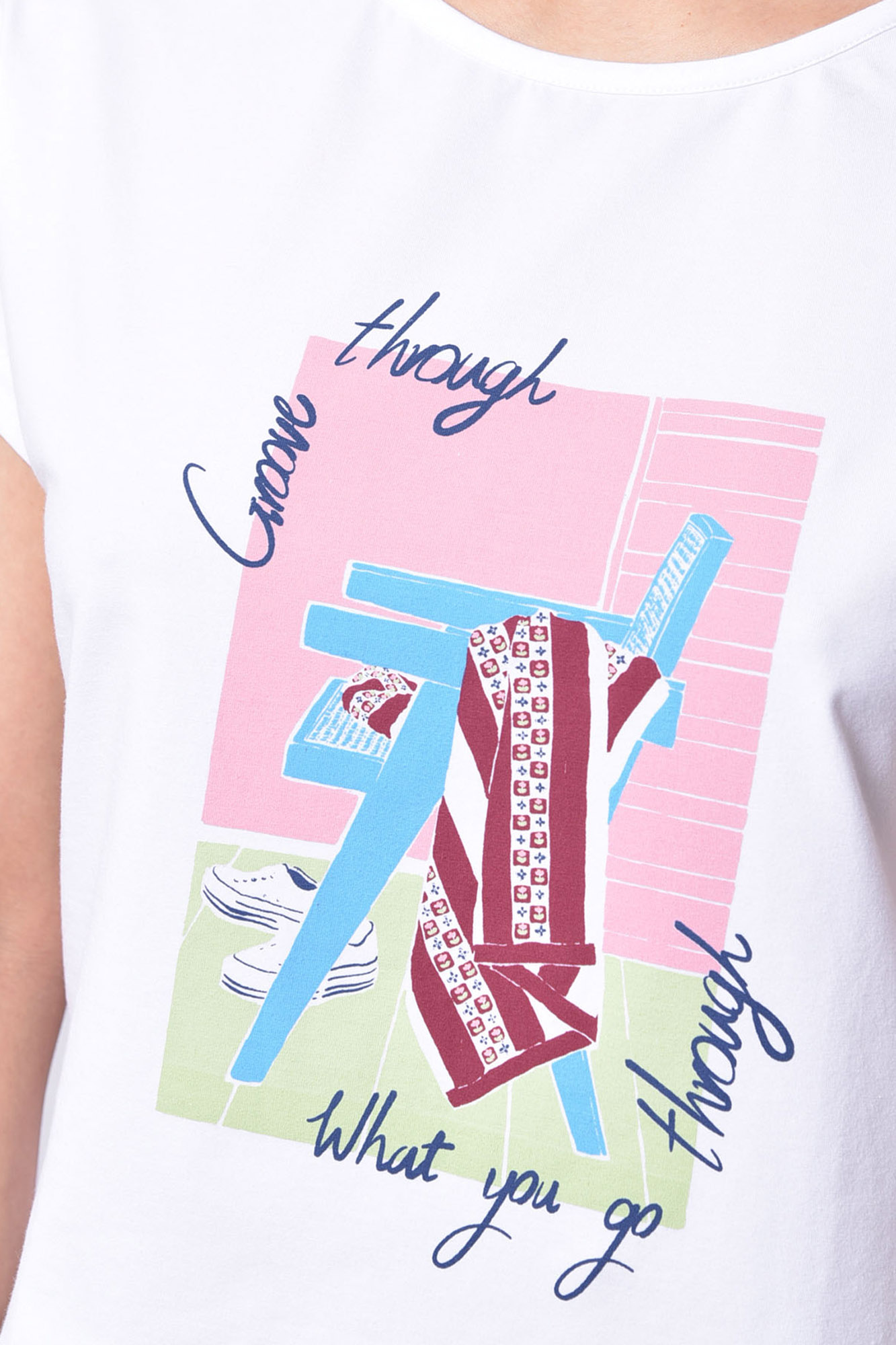 تاپ تیشرتی چاپی زنانه