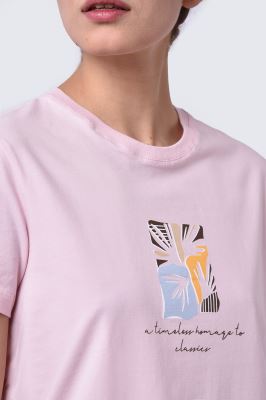 تیشرت آستین کوتاه چاپی زنانه