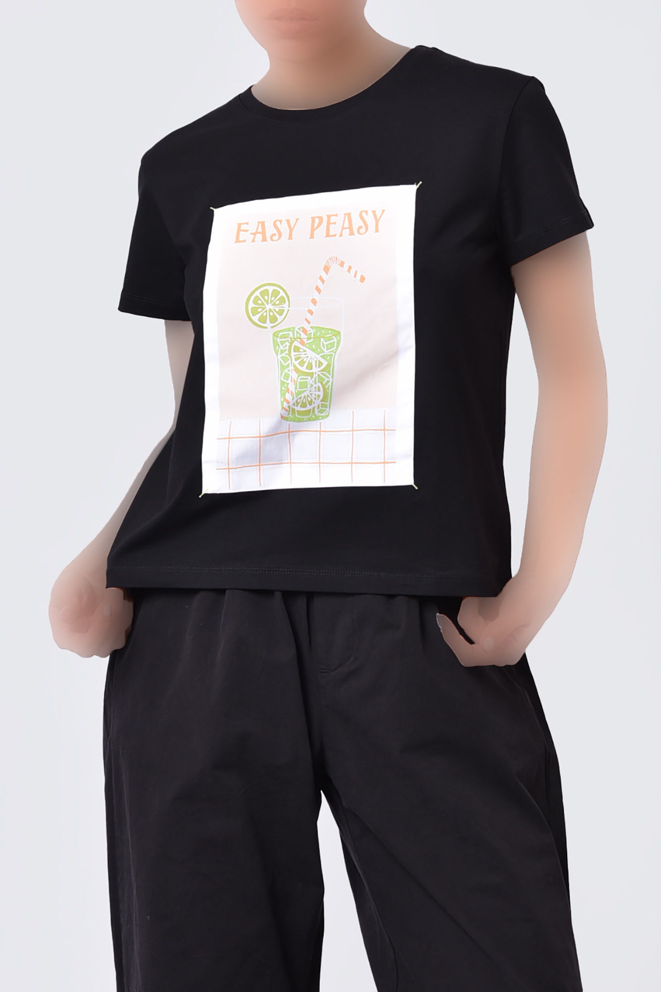 تیشرت آستین کوتاه چاپی زنانه