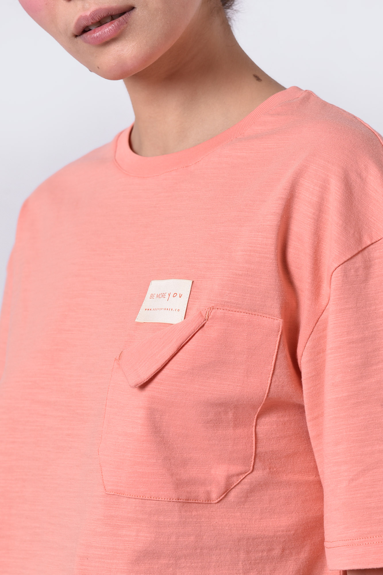 تیشرت آستین کوتاه ساده زنانه