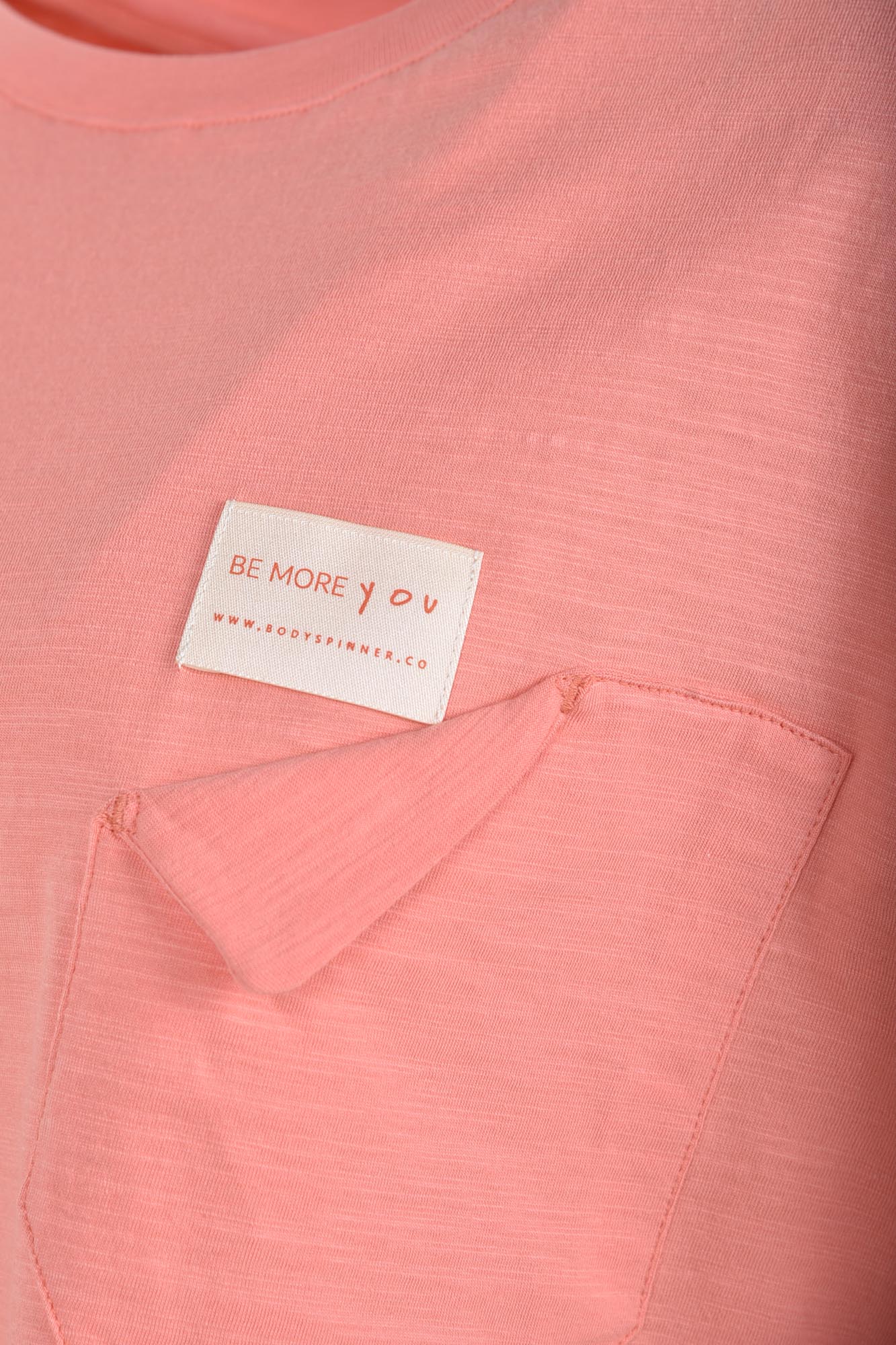 تیشرت آستین کوتاه ساده زنانه