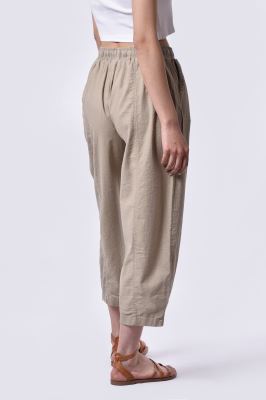 شلوار پارچه ای ساده زنانه