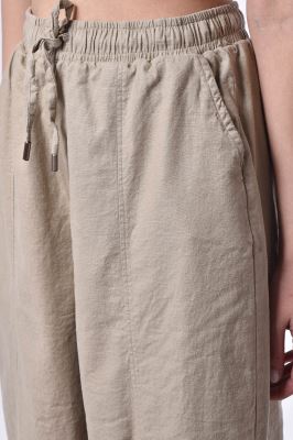 شلوار پارچه ای ساده زنانه