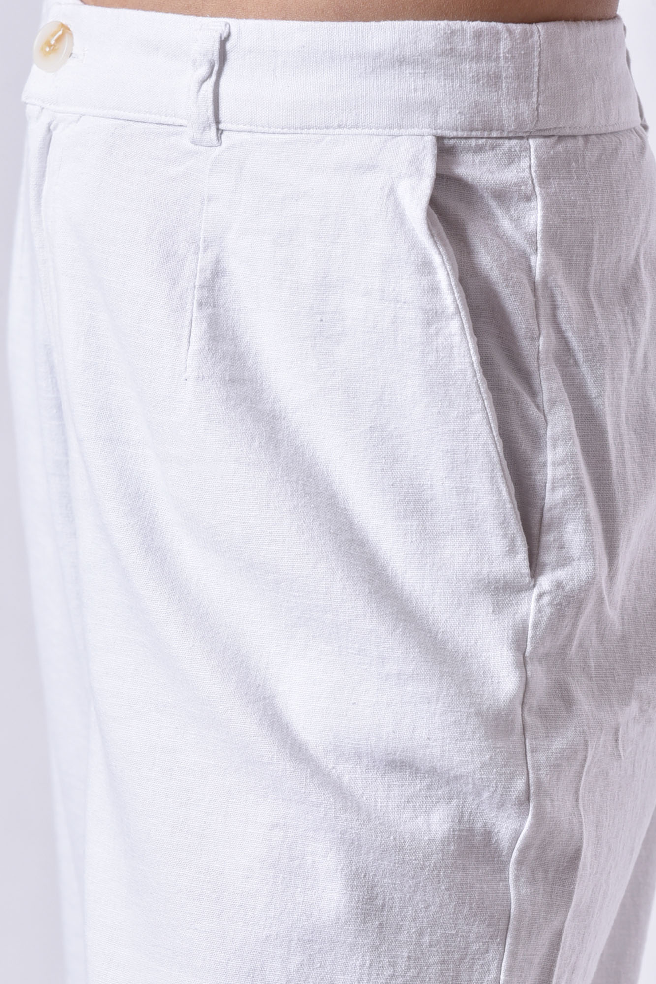 شلوار پارچه ای ساده زنانه