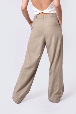 شلوار پارچه ای ساده زنانه