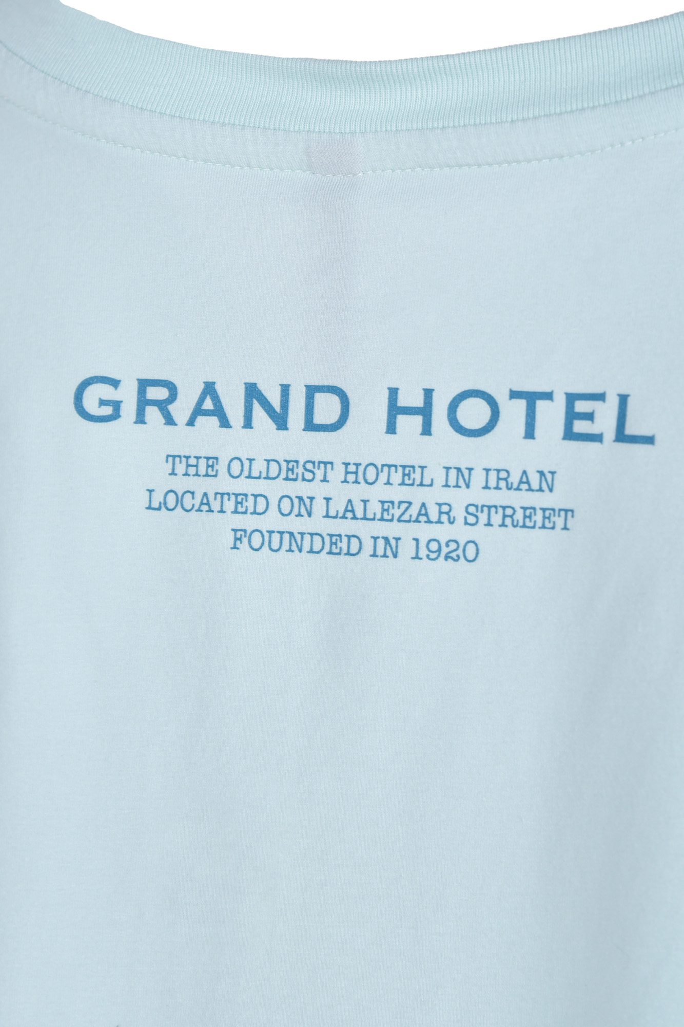 تیشرت آستین کوتاه چاپی زنانه