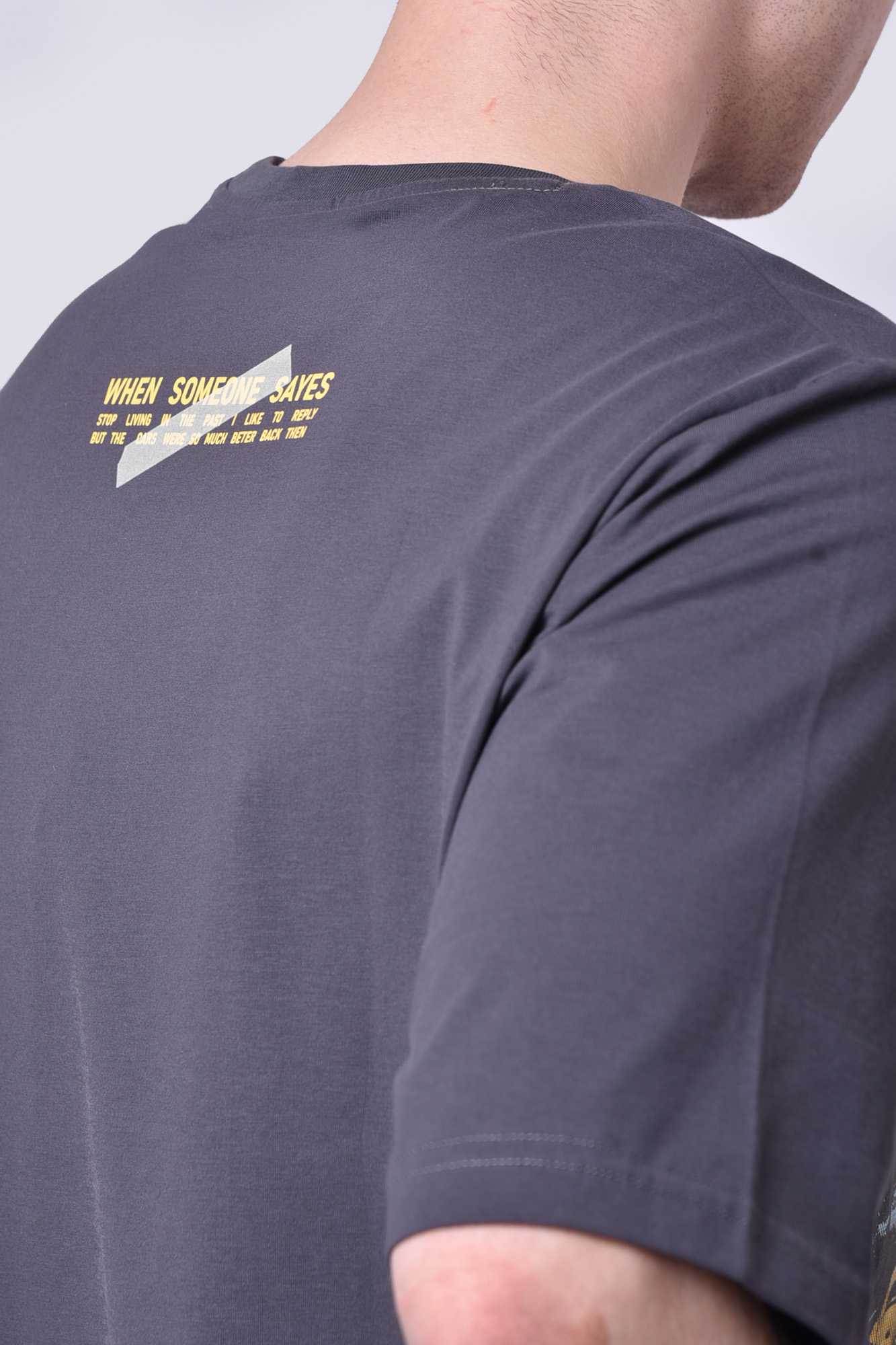 تیشرت آستین کوتاه چاپی