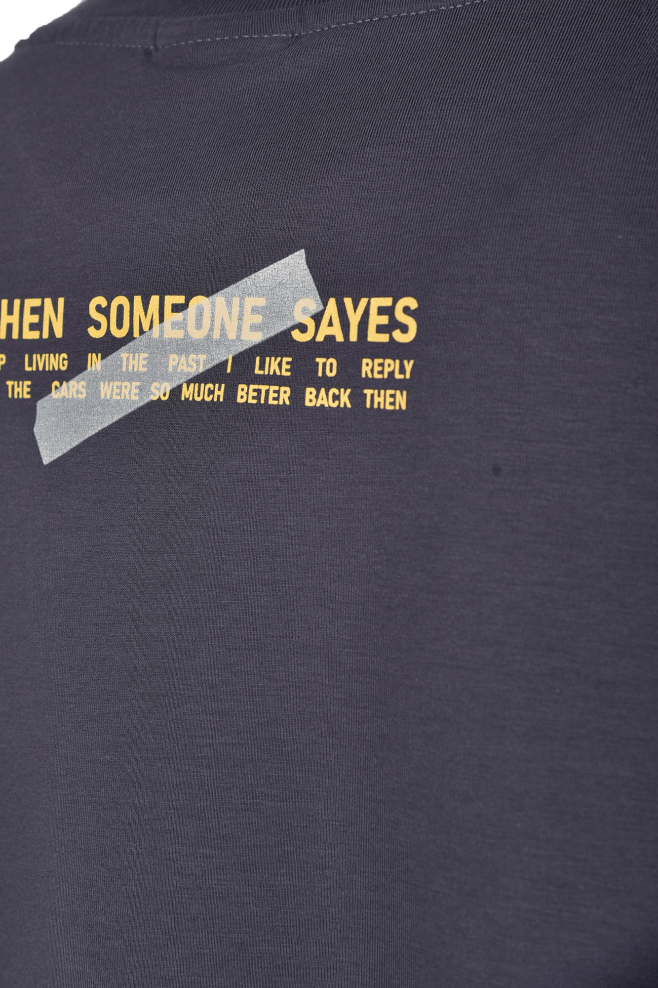 تیشرت آستین کوتاه چاپی