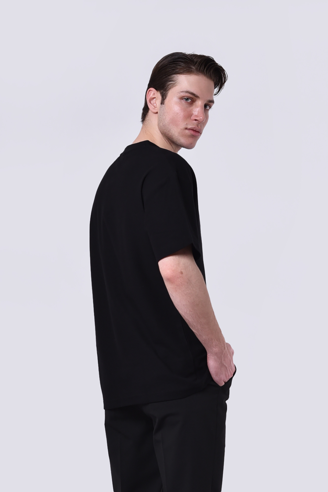 تیشرت آستین کوتاه ساده مردانه