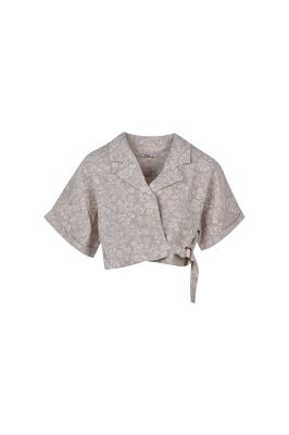 بلوز آستین کوتاه طرحدار زنانه