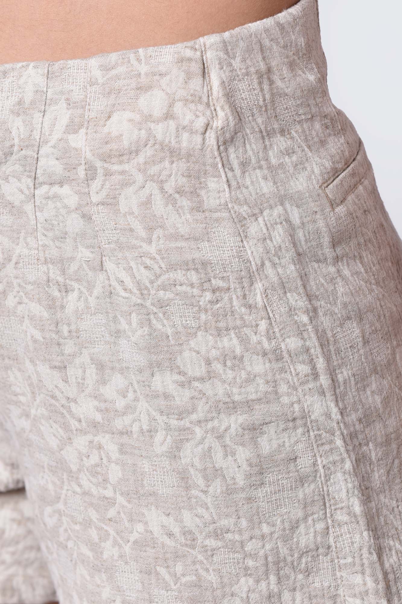 شلوارک طرحدار زنانه