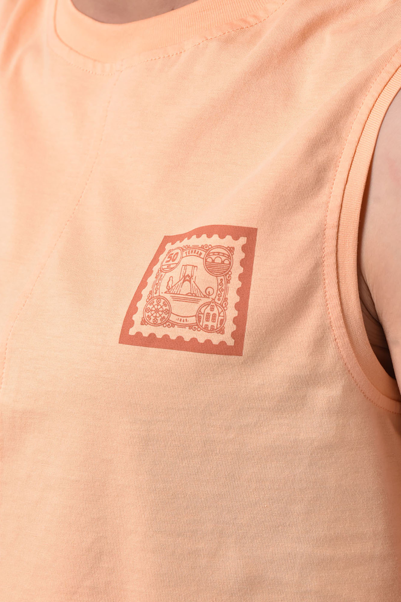 تاپ تیشرتی چاپی زنانه