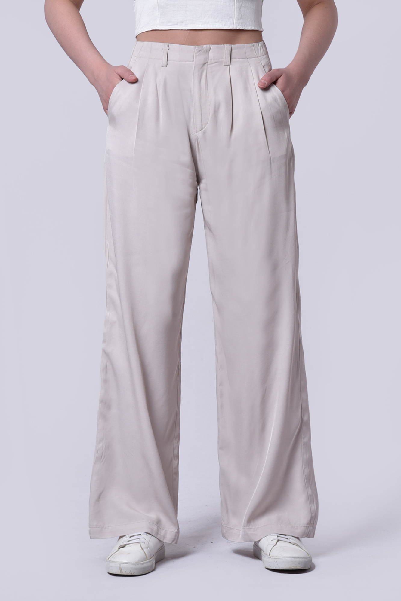 شلوار پارچه ای ساده زنانه