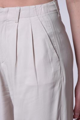 شلوار پارچه ای ساده زنانه