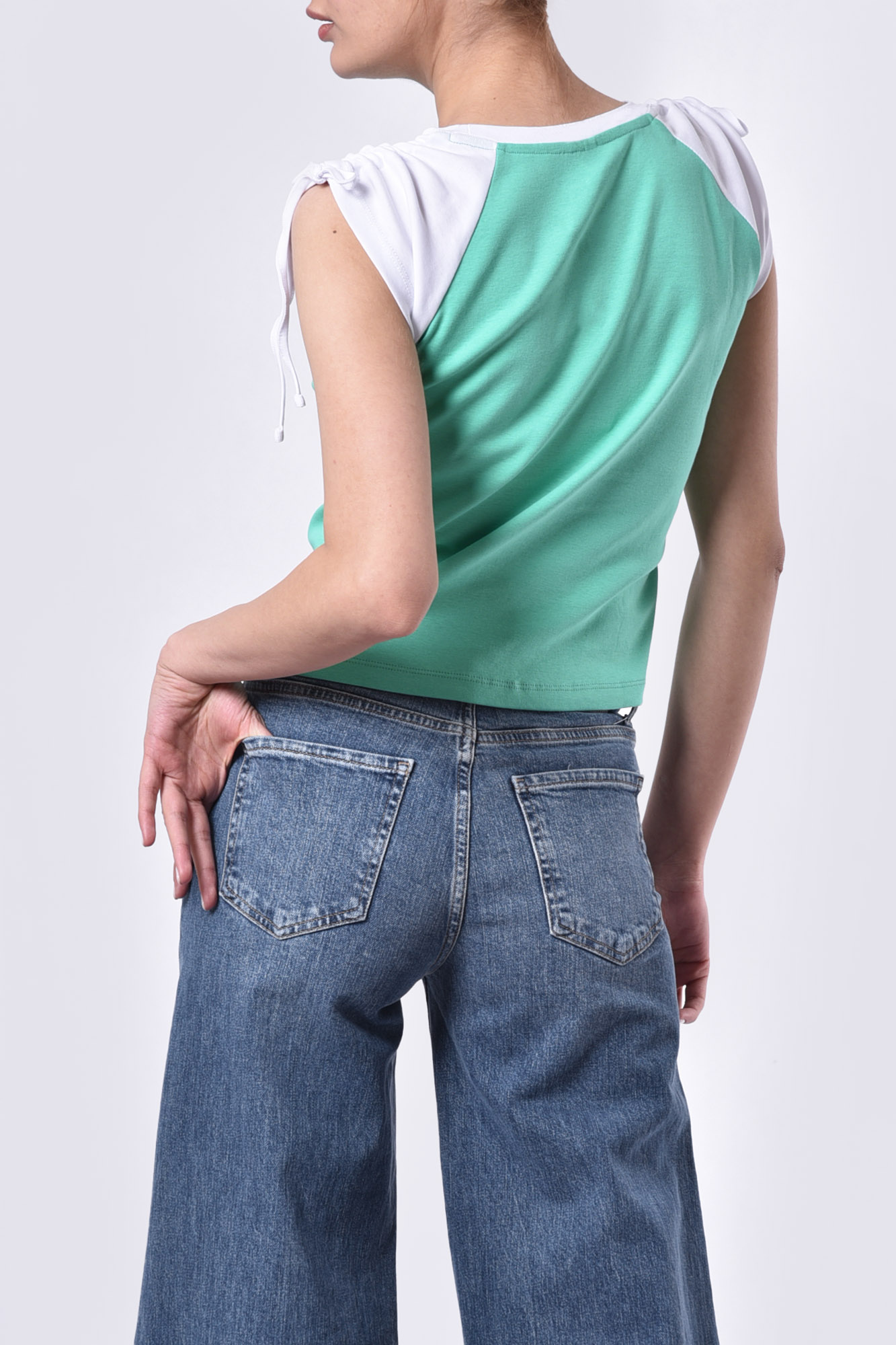 تاپ تیشرتی چاپی زنانه