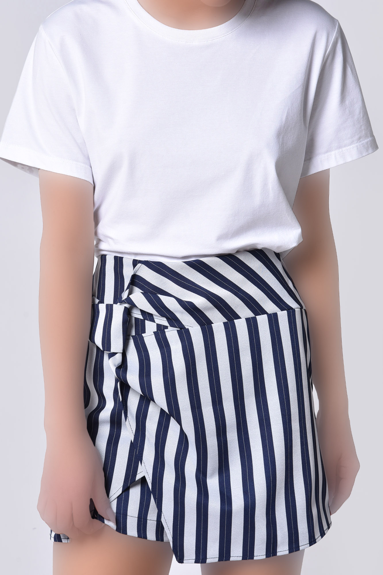 شلوارک راه راه زنانه