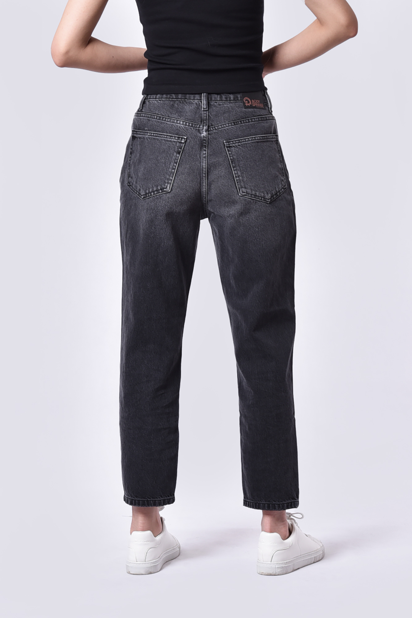 شلوار جین مام فیت