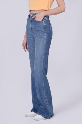 شلوار جین بوت کات