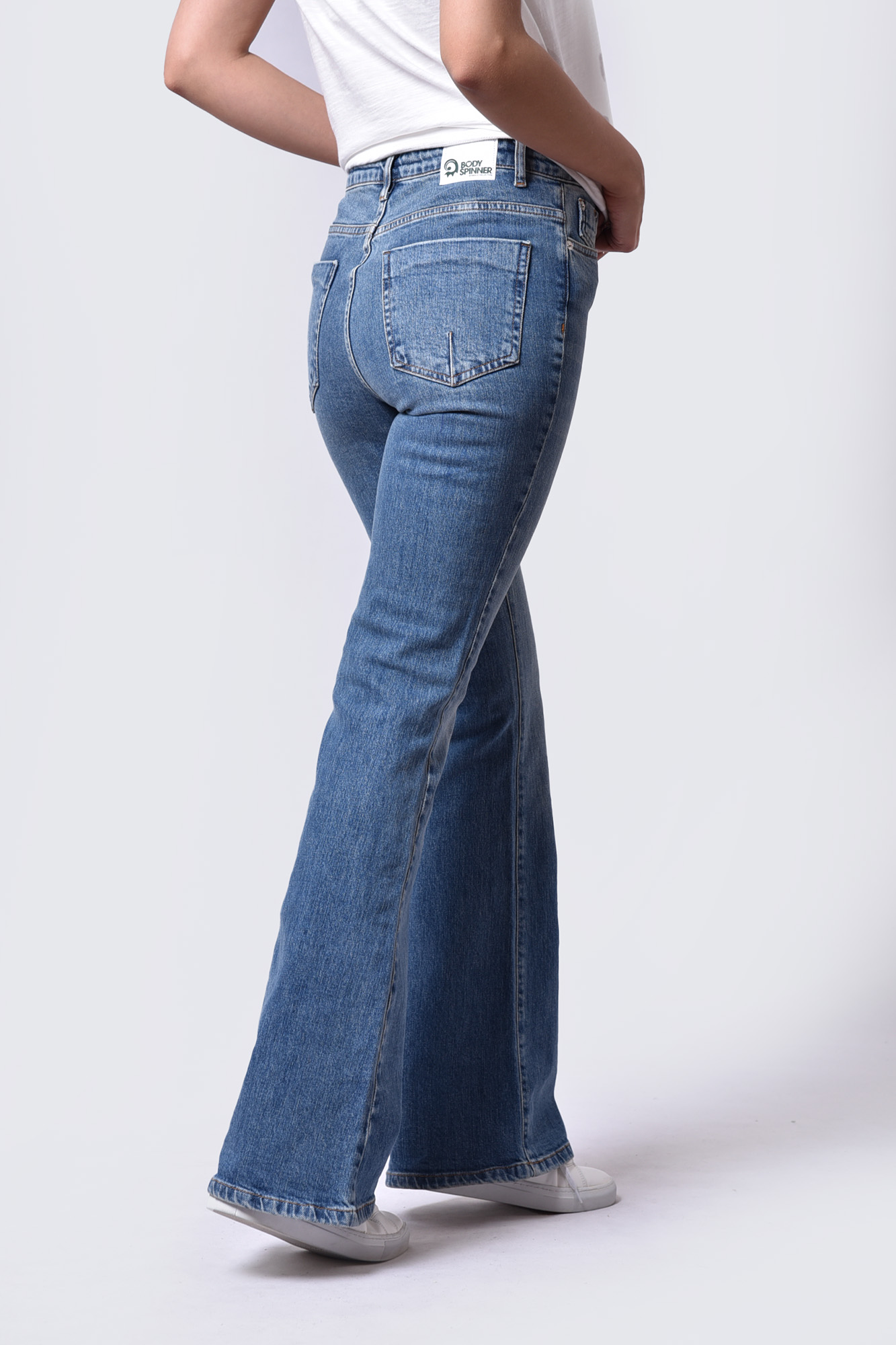 شلوار جین بوت کات