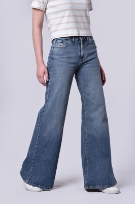 شلوار جین بوت کات