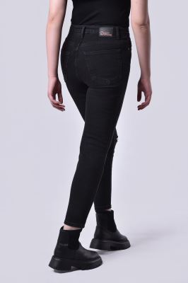 شلوار جین اسکینی