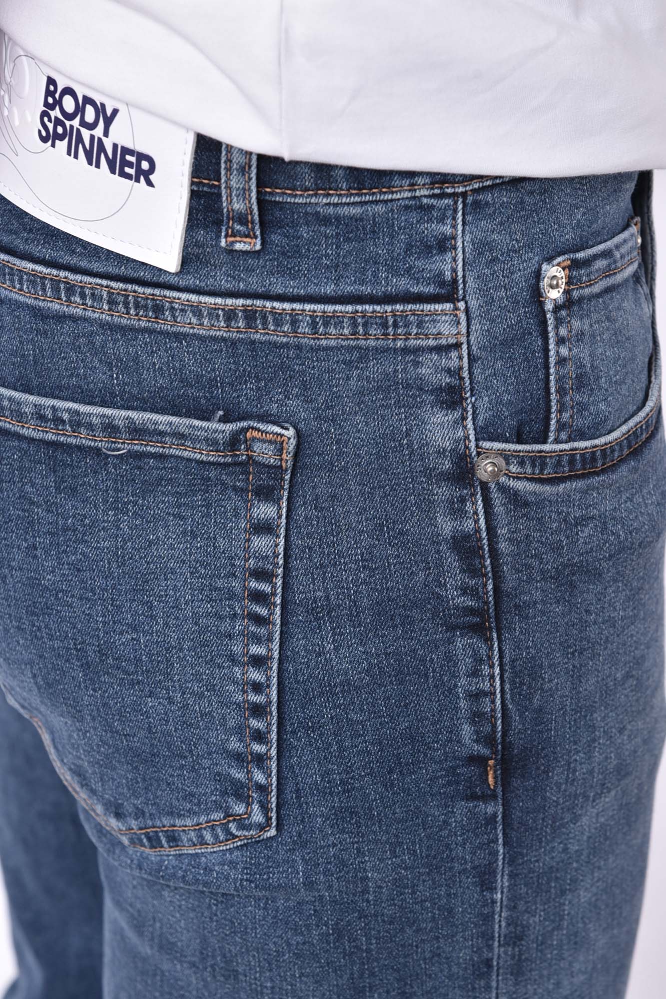 شلوار جین اسلیم