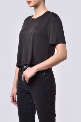 تیشرت آستین کوتاه ساده زنانه