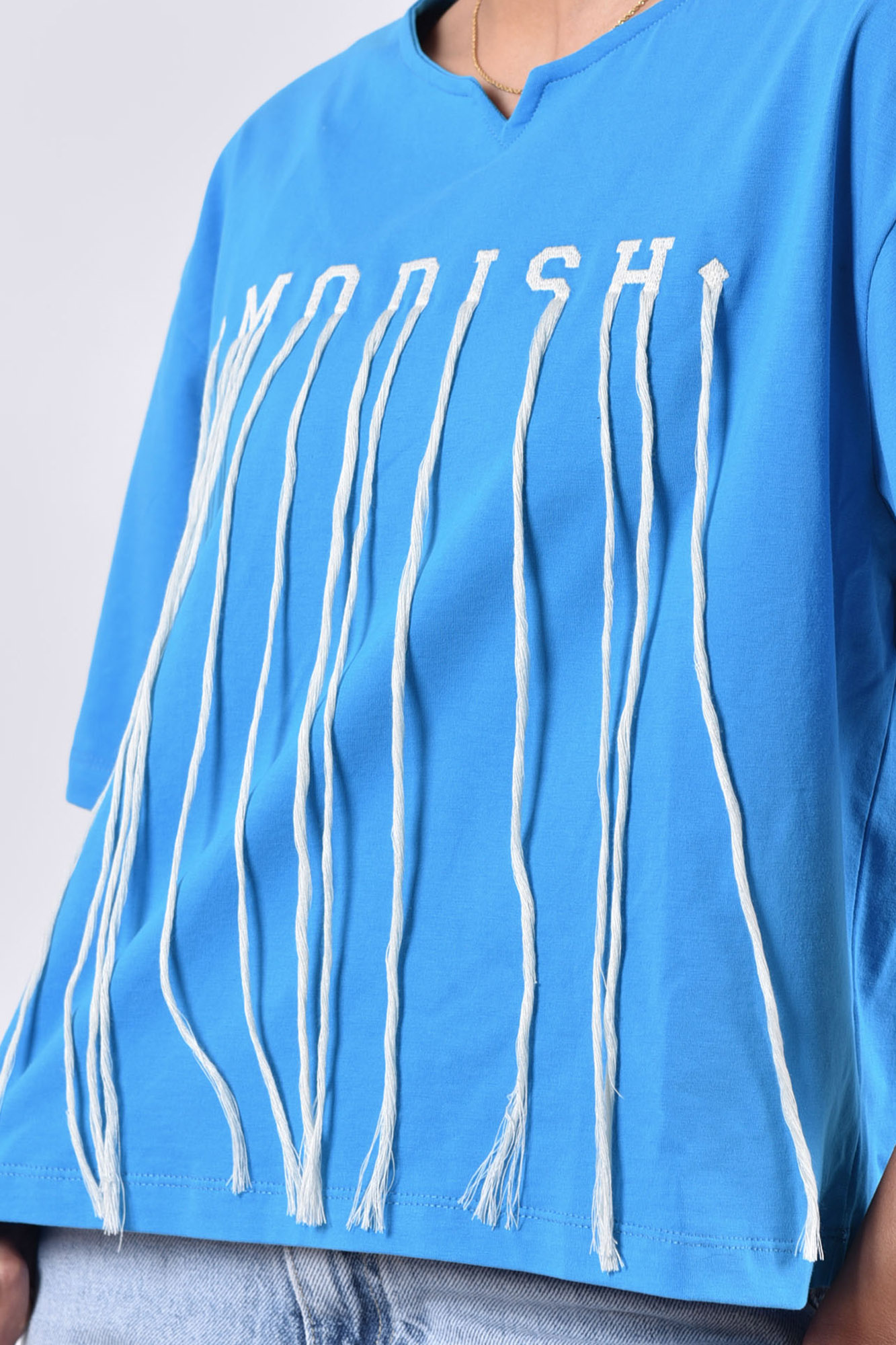 تیشرت آستین کوتاه گلدوزی زنانه