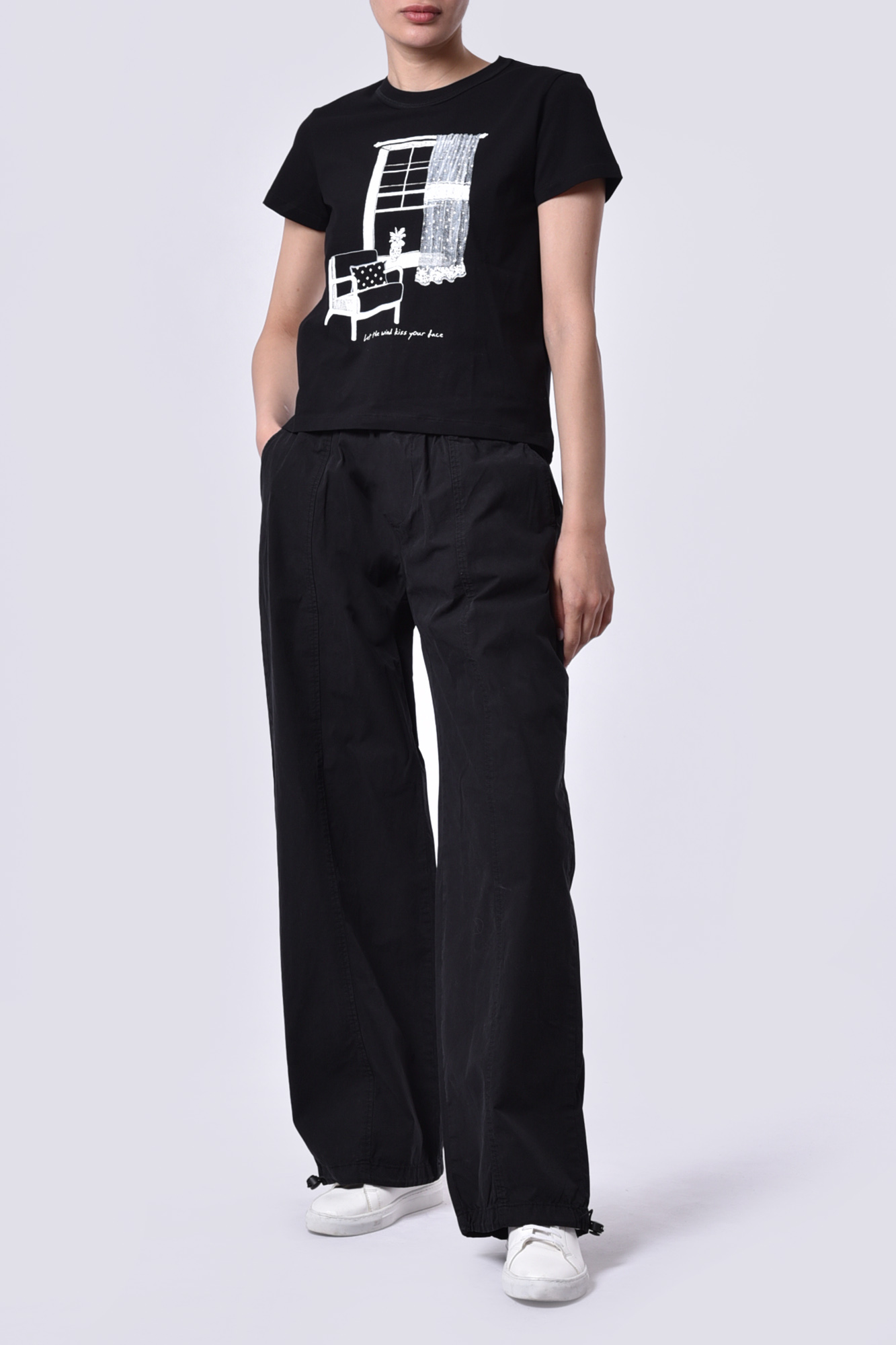 تیشرت آستین کوتاه چاپی زنانه