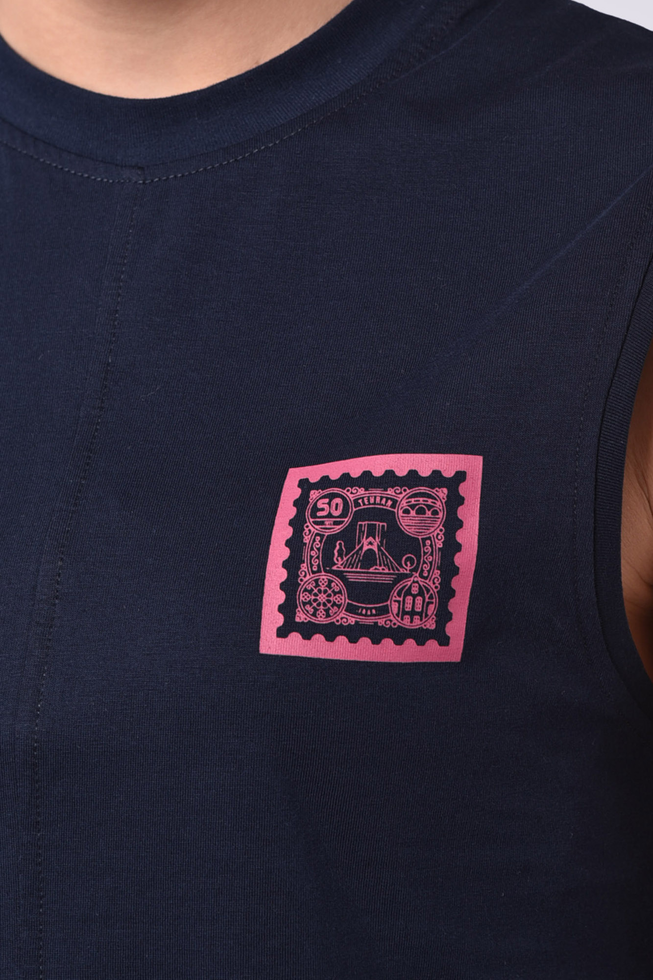 تاپ تیشرتی چاپی زنانه