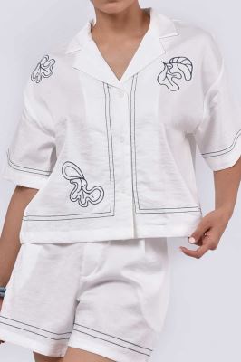 شومیز آستین کوتاه گلدوزی زنانه