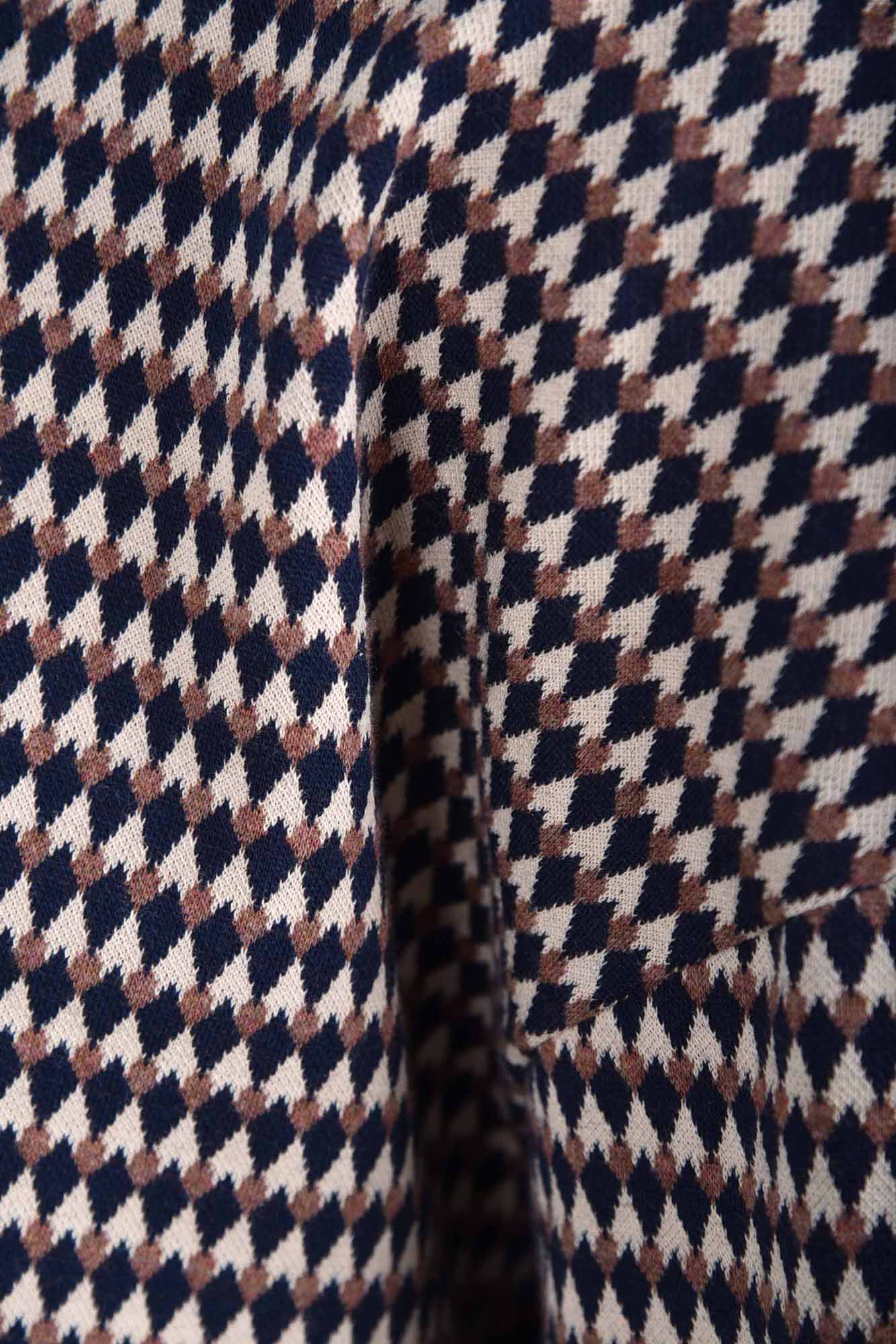 بلوز آستین بلند طرحدار زنانه