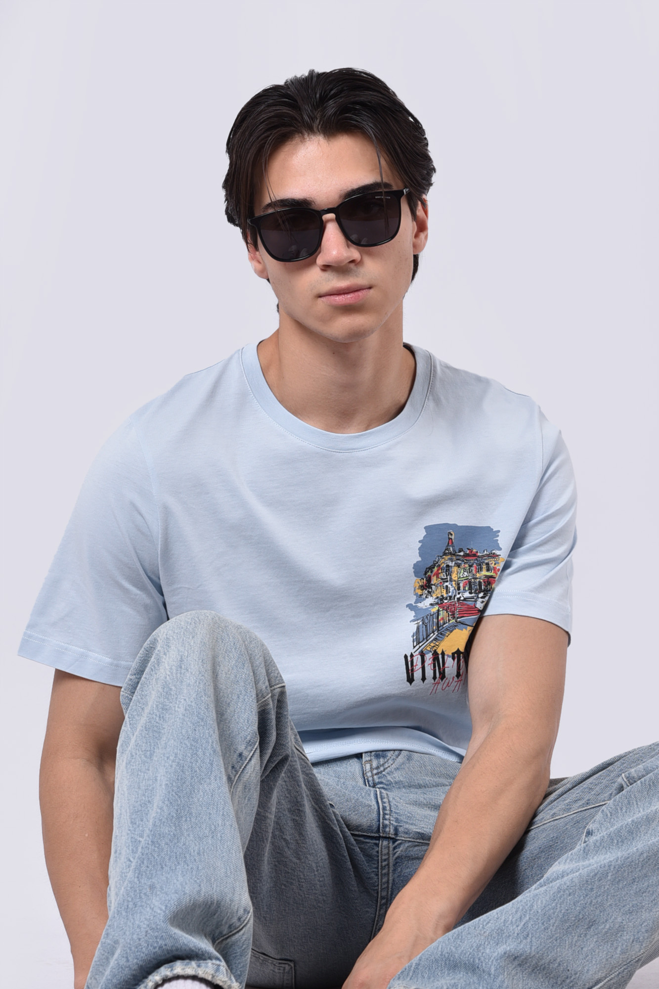 تیشرت آستین کوتاه چاپی مردانه