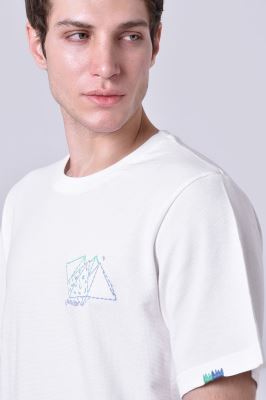 تیشرت آستین کوتاه گلدوزی مردانه