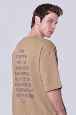 تیشرت آستین کوتاه چاپی