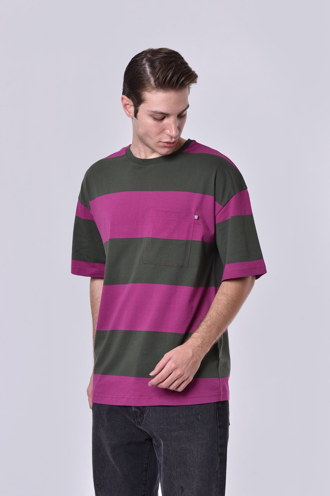 تیشرت آستین کوتاه راه راه